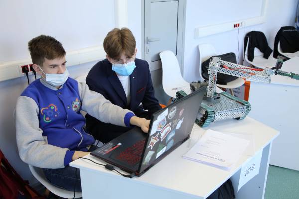 Технологический фестиваль «РобоФест-Нижний Новгород» проходит на базе корпуниверситета «Группы ГАЗ»