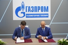 ООО «Газпром газомоторное топливо» и АО «РариТЭК Холдинг» подписали соглашение о сотрудничестве
