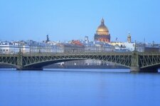 «Газпром газомоторное топливо» обеспечит Санкт-Петербург газомоторной инфраструктурой