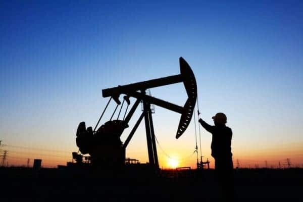 Какое место в мире занимает Россия по добыче нефти и газа – статистика JODI