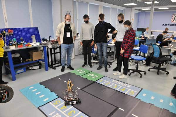 В корпоративном университете «Группы ГАЗ» открылся IX робототехнический фестиваль «РобоФест-Нижний Новгород»