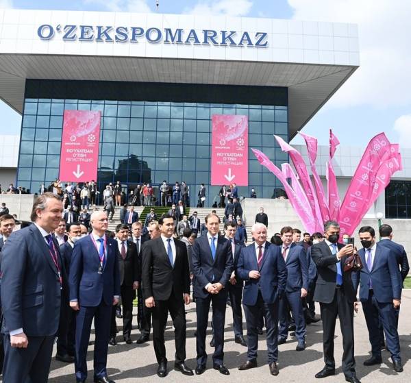 РЭП Холдинг принял участие в международной промышленной выставке «Иннопром. Большая промышленная неделя в Узбекистане»