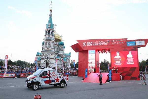 Автомобили ГАЗ стартовали в ралли-рейде «Шелковый путь – 2021»
